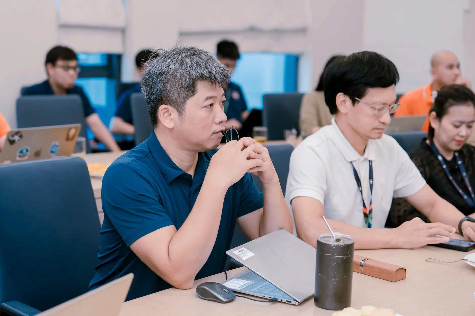 成都英语培训课程体系对比：成人职场英语与青少培优方案选择